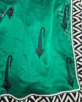 Dark Green Printed Saree Dark Green Printed Saree