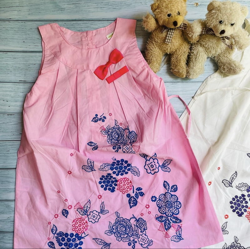Pink Cotton Dress with Embroidery Pink Cotton Dress with Embroidery