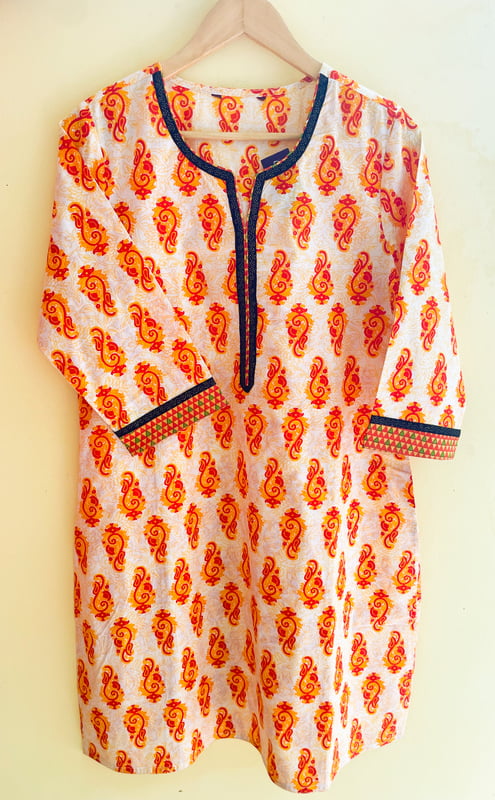 Pretty Floral Printed Cotton Kurti